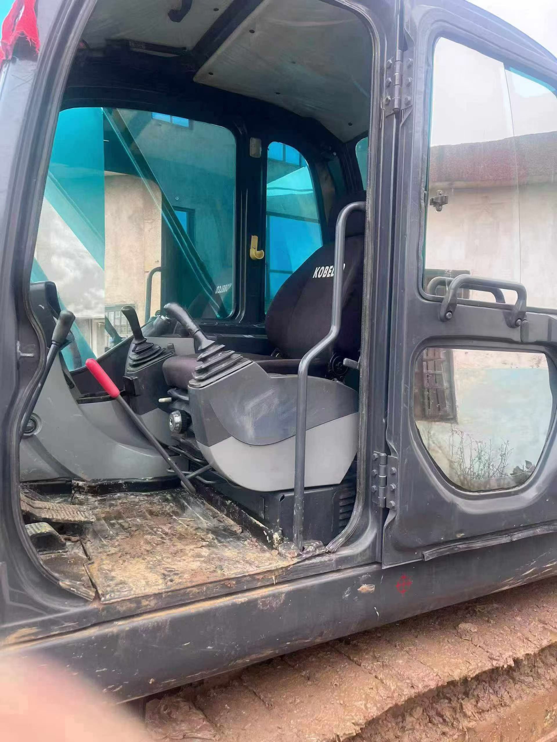 Buy Kobelco SK75 Used Excavator / 6