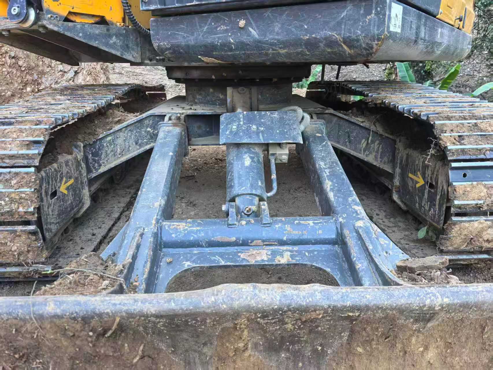 Buy XCMG XE85C Used Excavator / 3