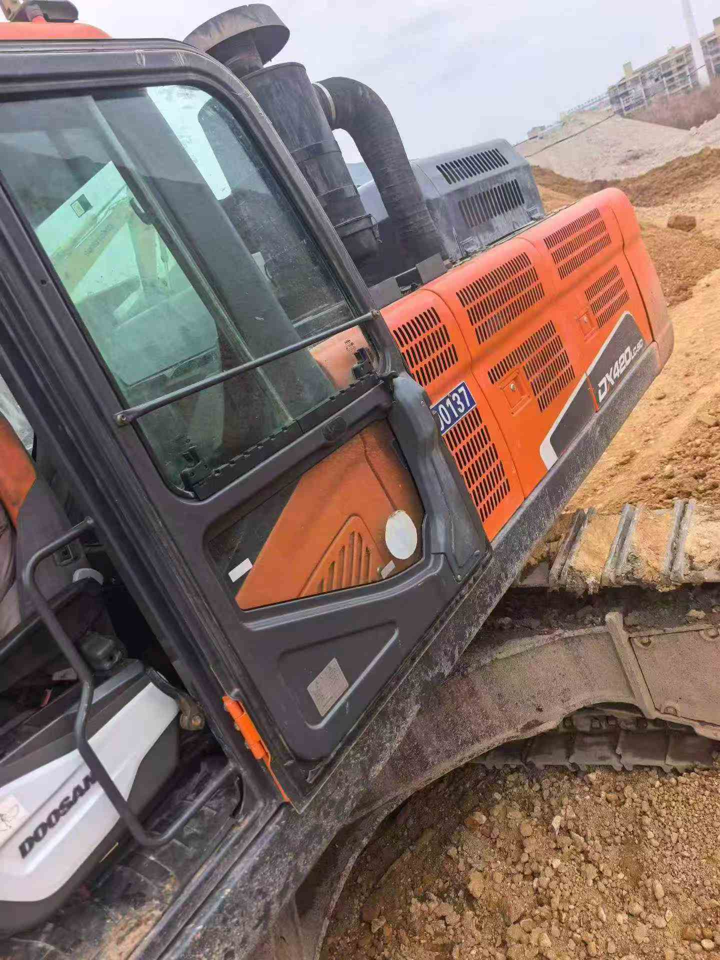 Buy Doosan DH420 Used Excavator / 8