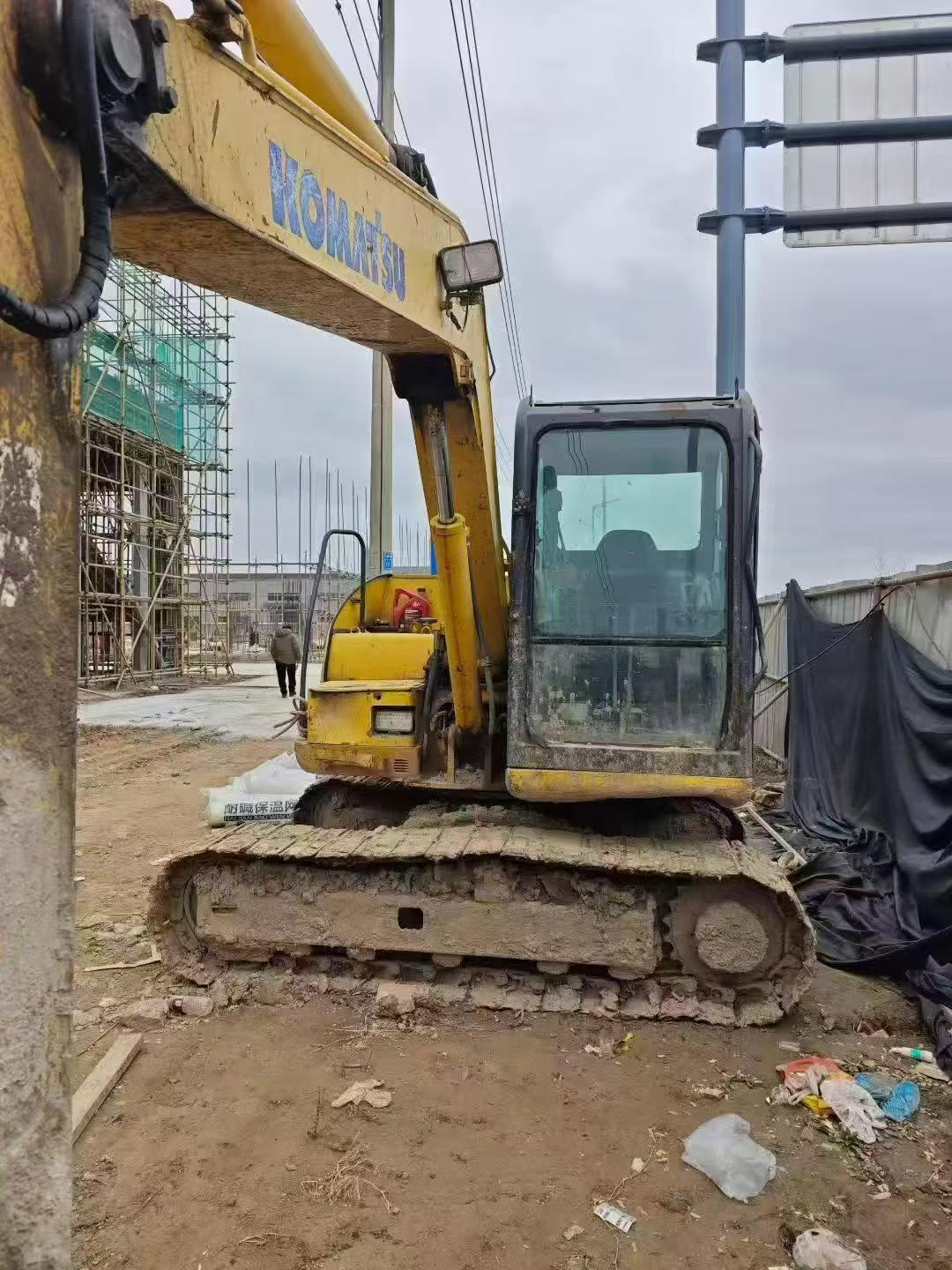 Buy Komatsu PC70-8 Used Excavator / 6