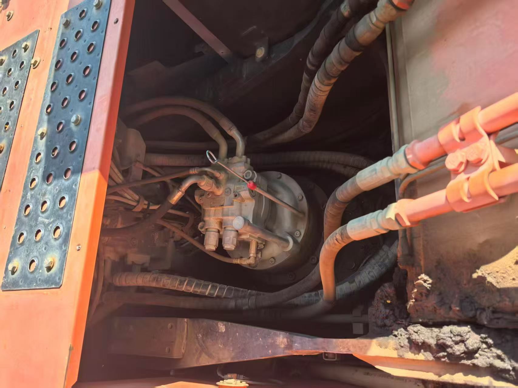 Buy Hitachi ZX240 Used Excavator / 5