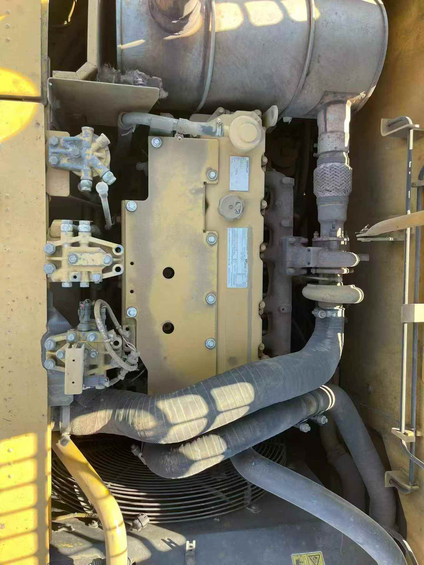 Buy Caterpillar 320D Used Excavator / 9