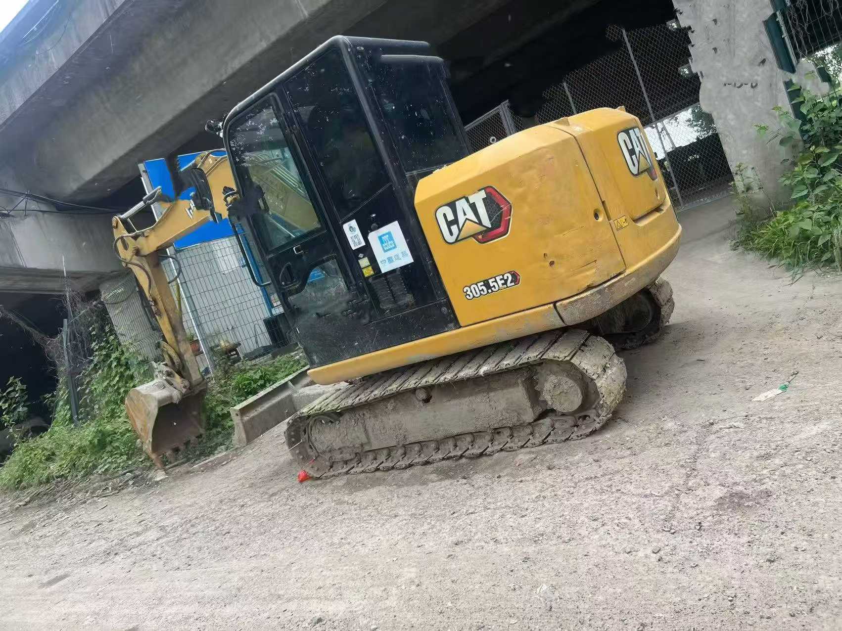 Buy Caterpillar 305.5 Used Excavator / 2