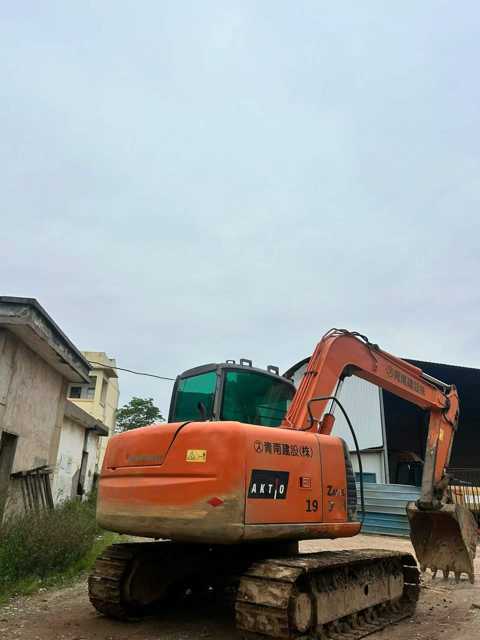Buy Hitachi EX70 Used Excavator / 3