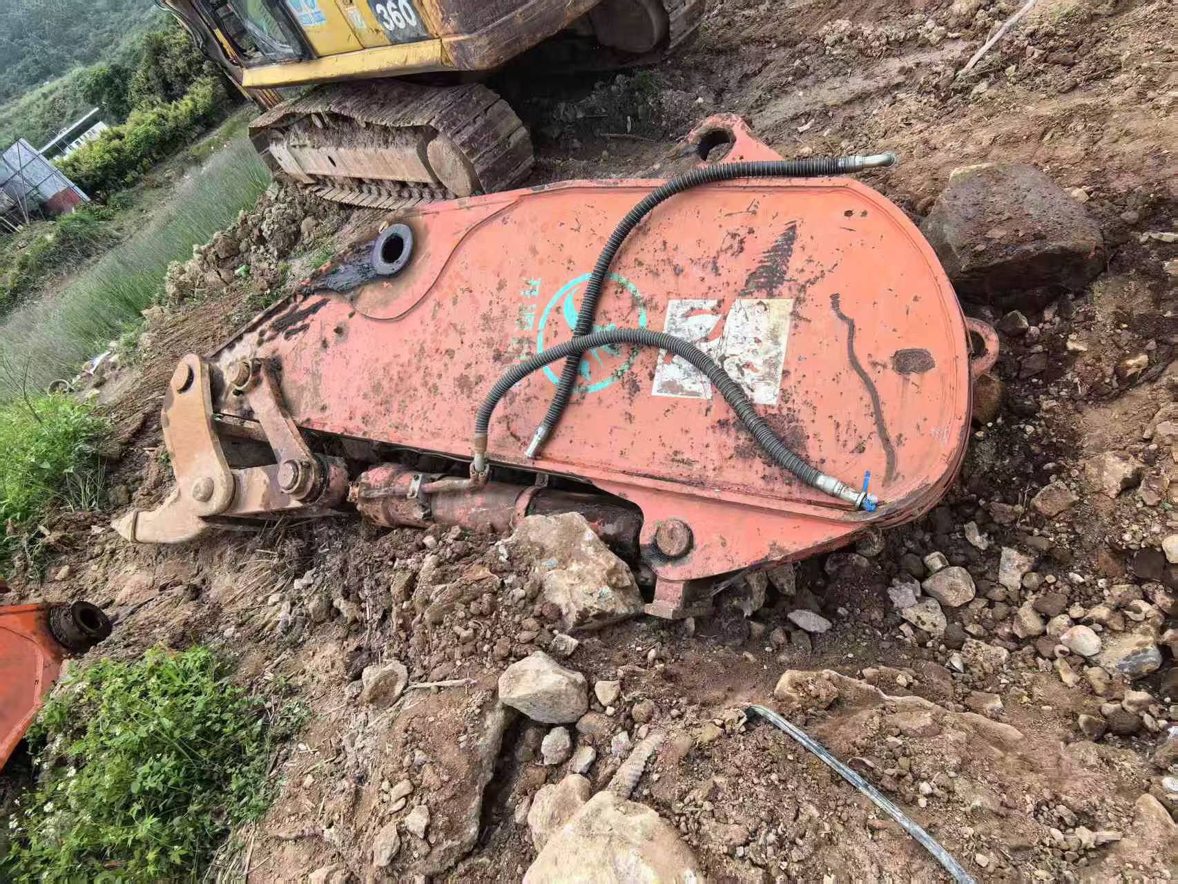 Buy Hitachi ZX490LCH-5A Used Excavator / 3