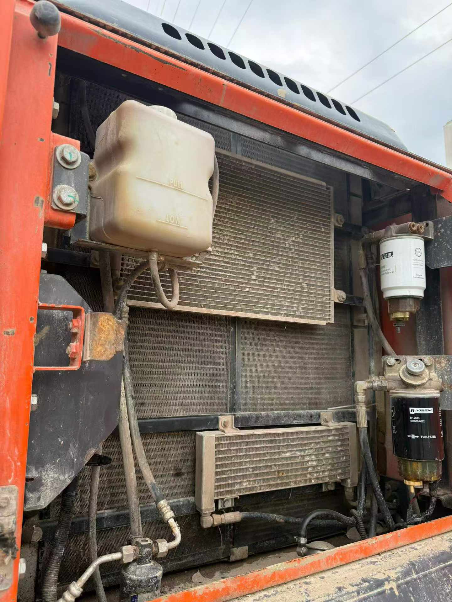 Buy Doosan DX260LC-9C Used Excavator / 9