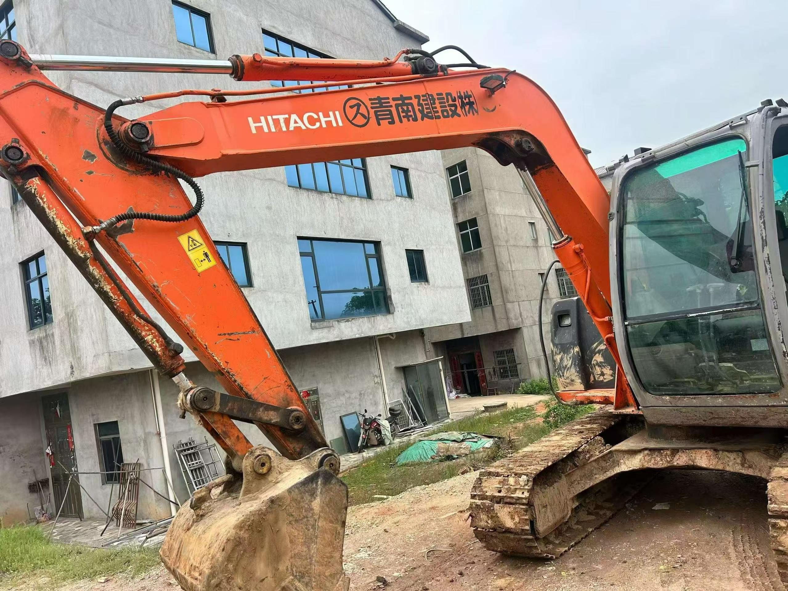 Buy Hitachi EX70 Used Excavator / 9