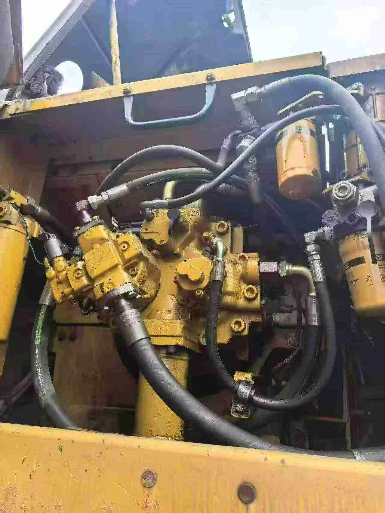 Buy Caterpillar 340D2L Used Excavator / 5