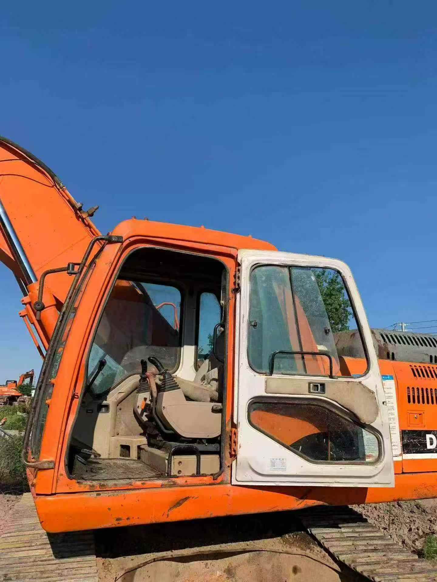 Buy Doosan DH215-9 Used Excavator / 7