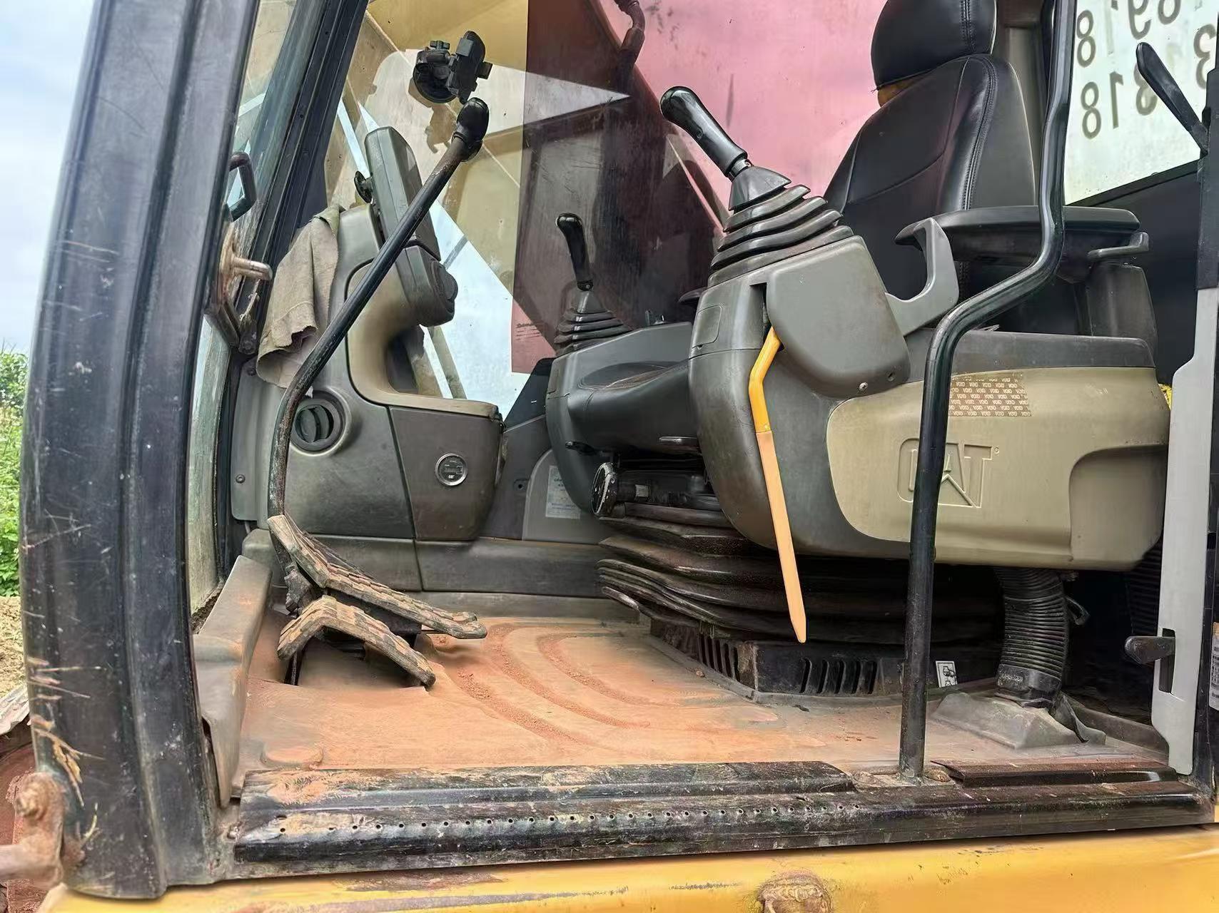 Buy Caterpillar 320D Used Excavator / 3