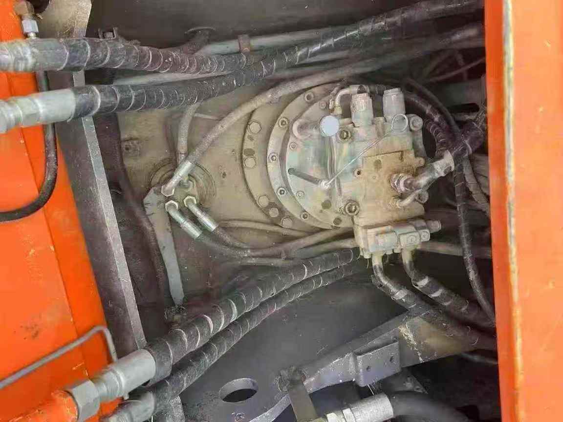 Buy Hitachi ZX240 Used Excavator / 6