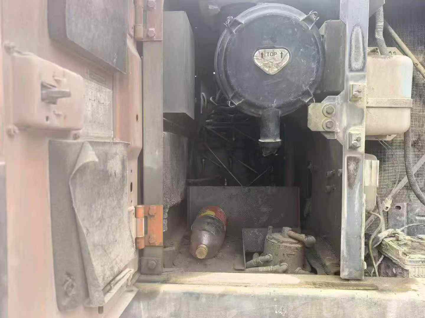 Buy Hitachi EX200-3 Used Excavator / 3