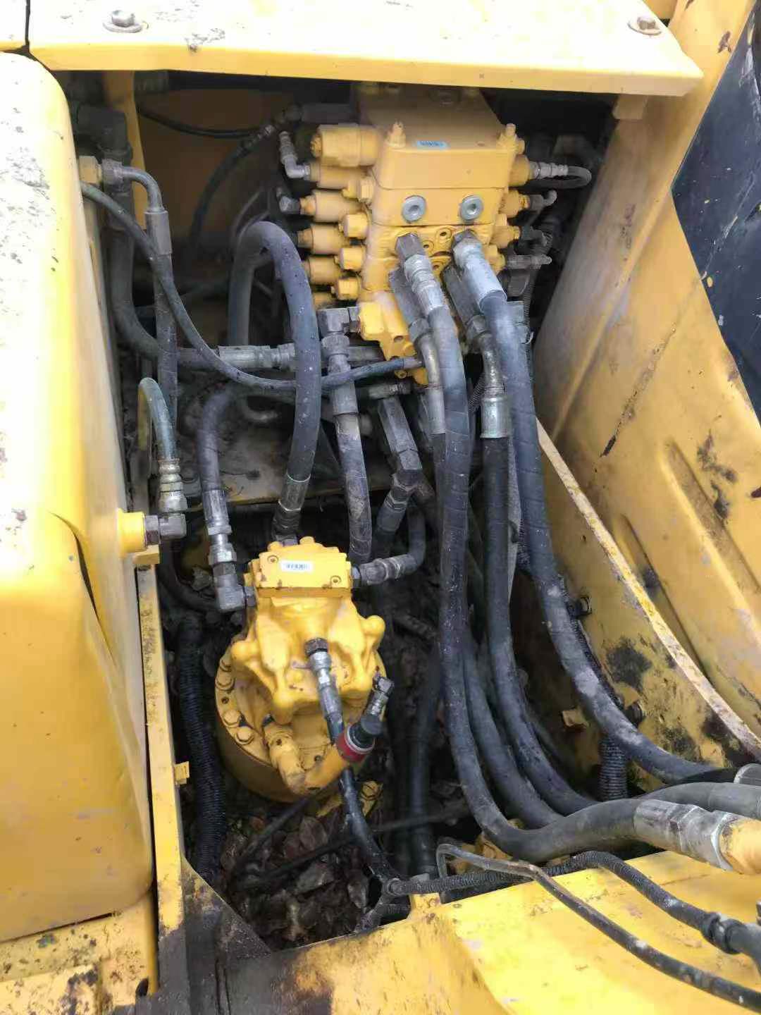 Buy Komatsu PC130-8 Used Excavator / 7