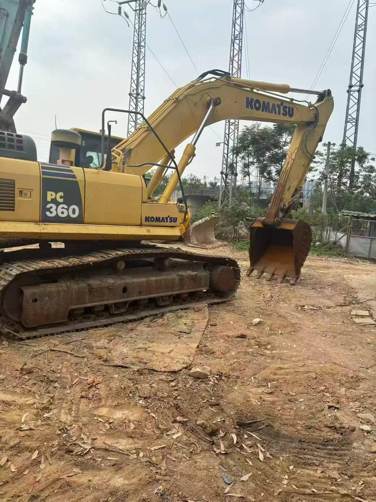Buy Komatsu PC360-7 Used Excavator / 3