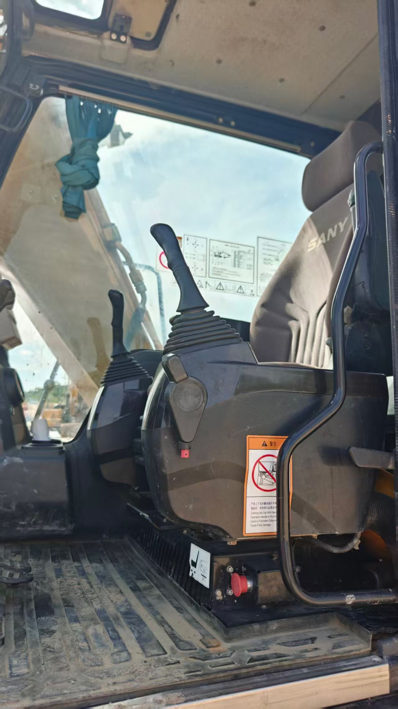 Buy Sany SY155C Used Excavator / 8