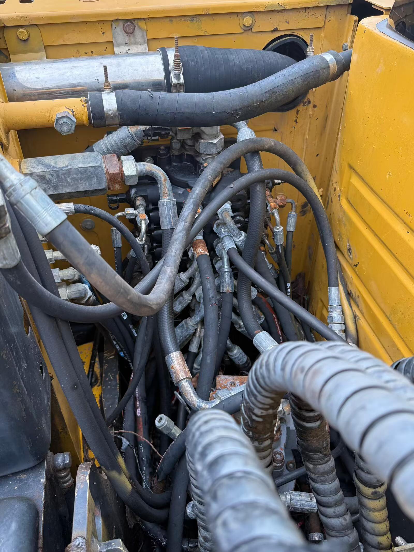 Buy XCMG XE80 Used Excavator / 6