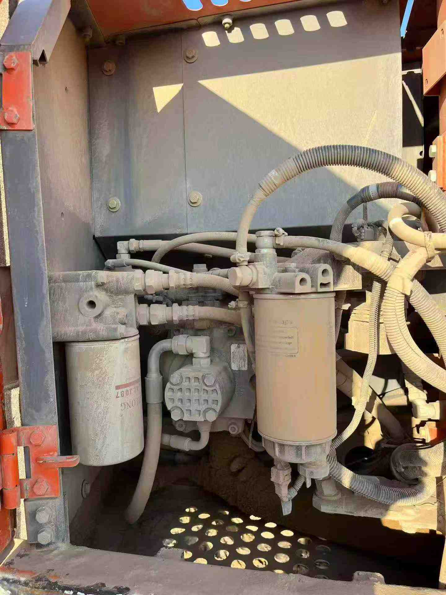 Buy Hitachi EX130 Used Excavator / 4