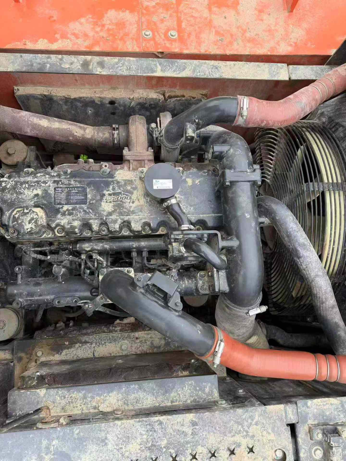 Buy Doosan DX260LC-9C Used Excavator / 5