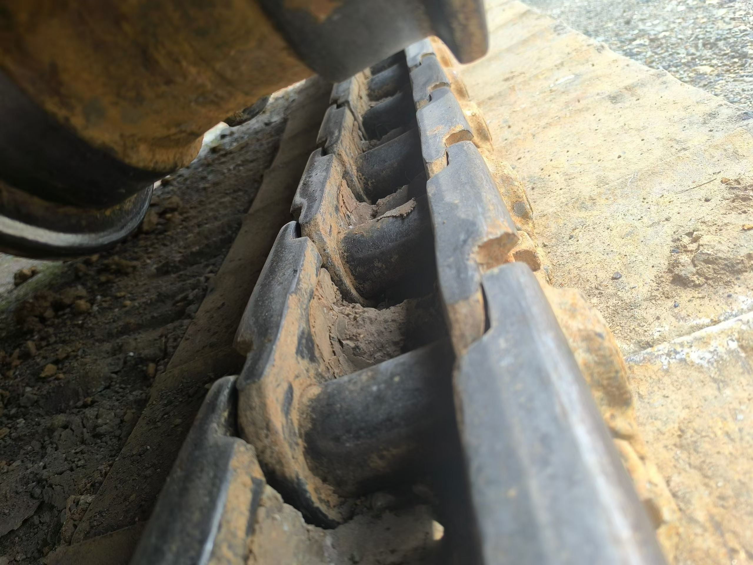 Buy XCMG XE200 Used Excavator / 5