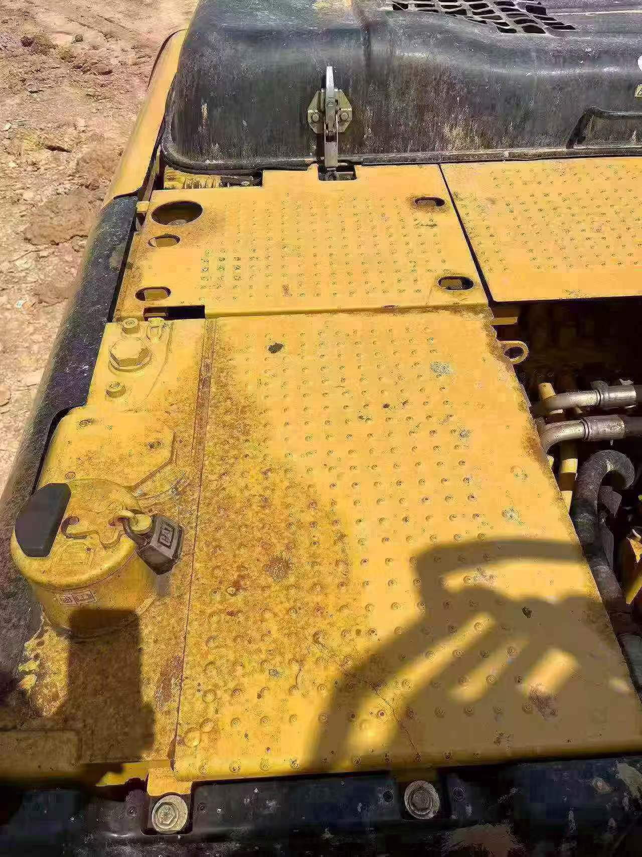 Buy Caterpillar 320D Used Excavator / 6