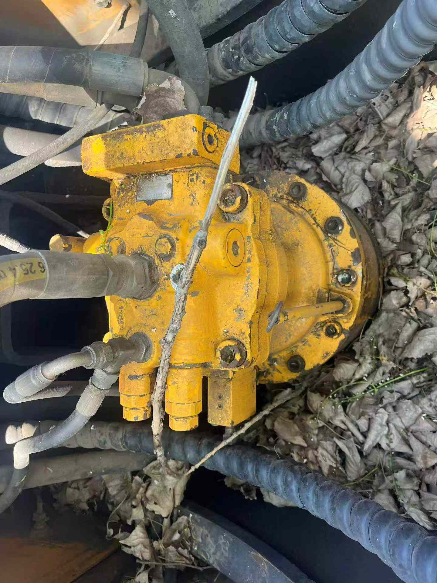 Buy Hyundai R215-7 Used Excavator / 3