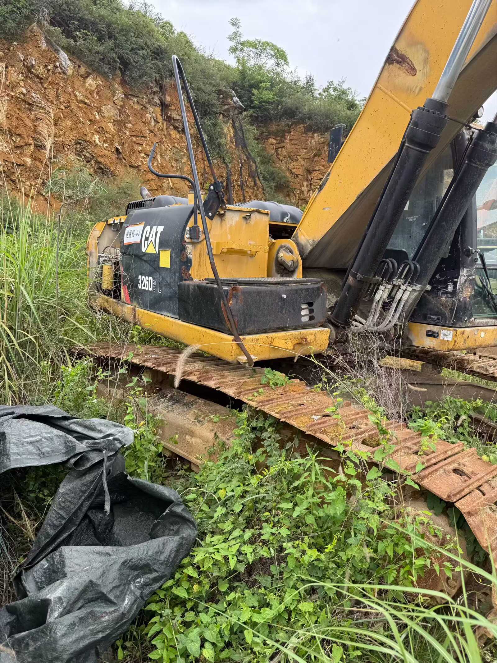 Buy Caterpillar 326DL Used Excavator / 4