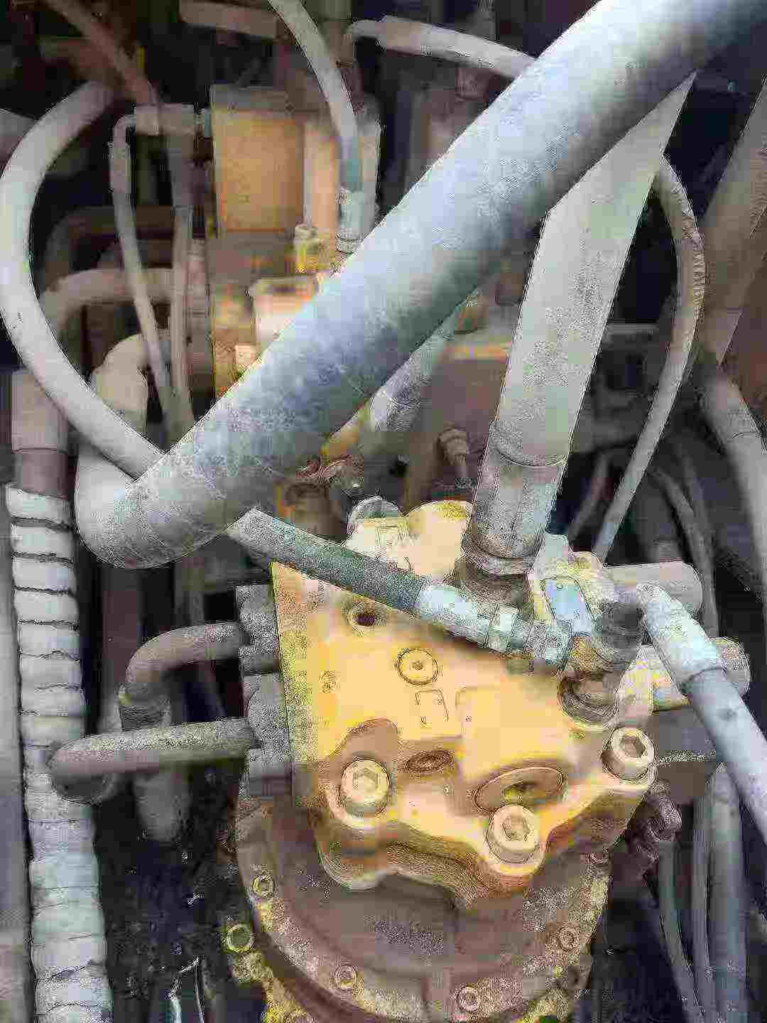 Buy Hyundai R215-7 Used Excavator / 5
