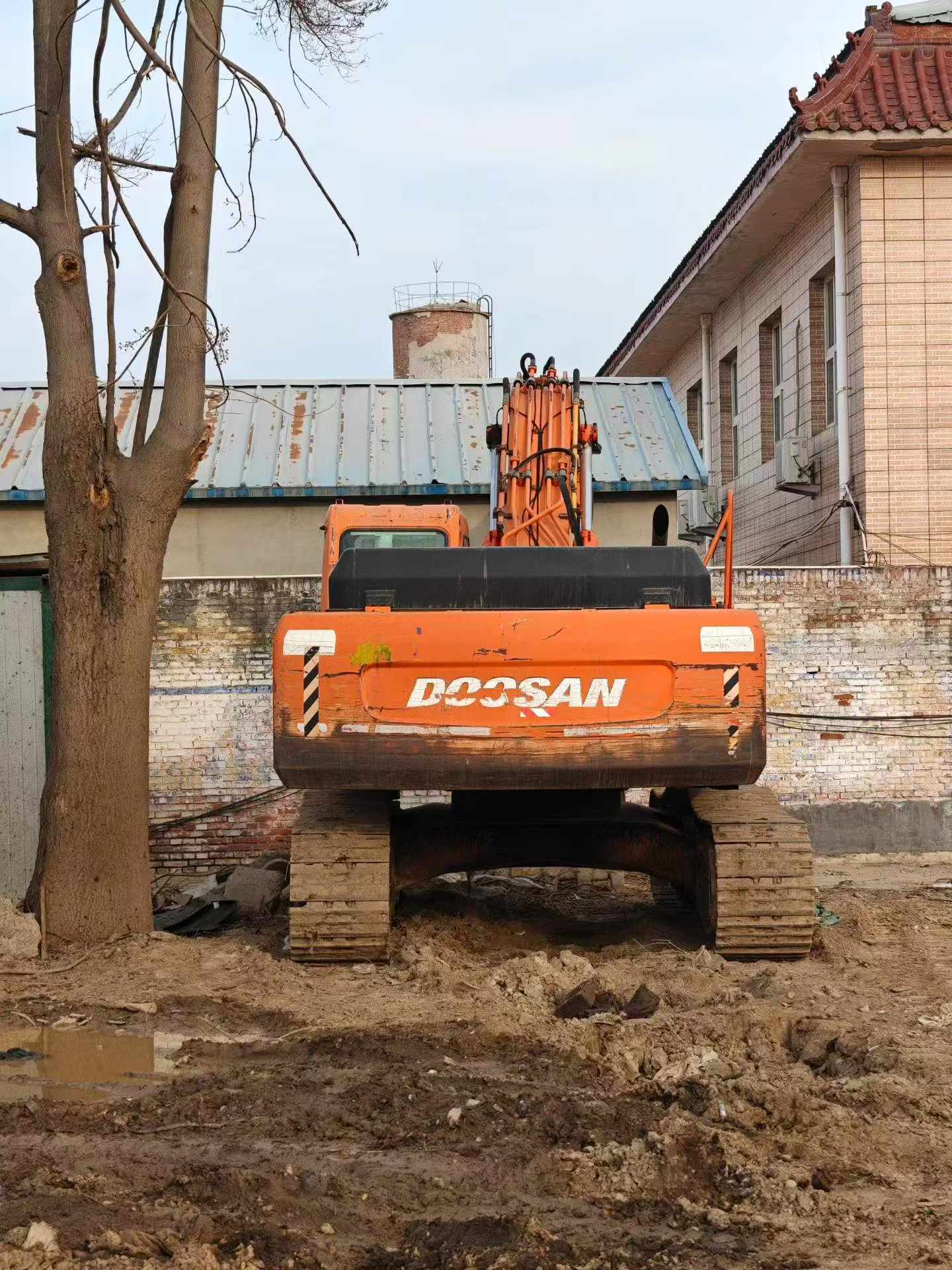 Buy Doosan DH300-7 Used Excavator / 2