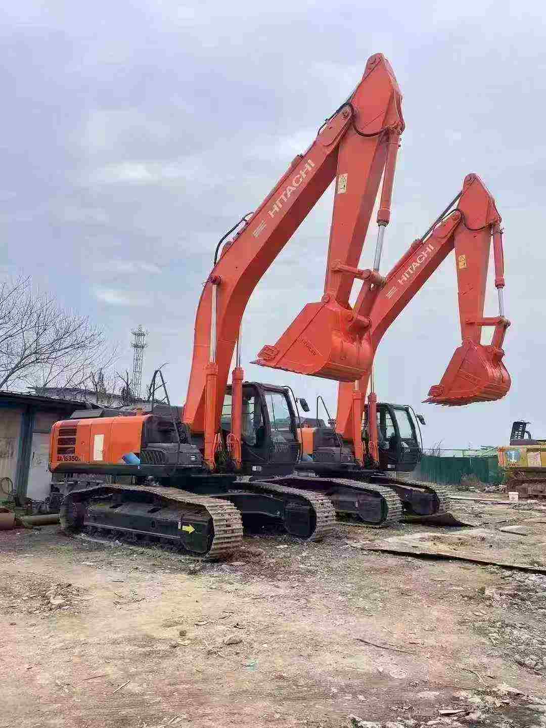 Buy Hitachi EX350 Used Excavator / 2