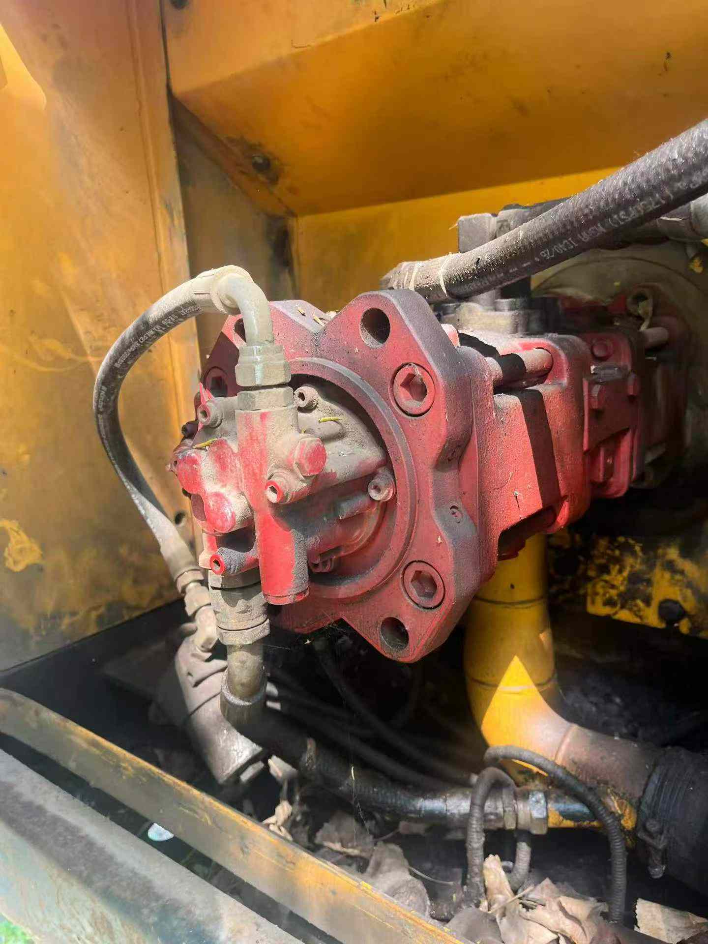 Buy Hyundai R215-7 Used Excavator / 2