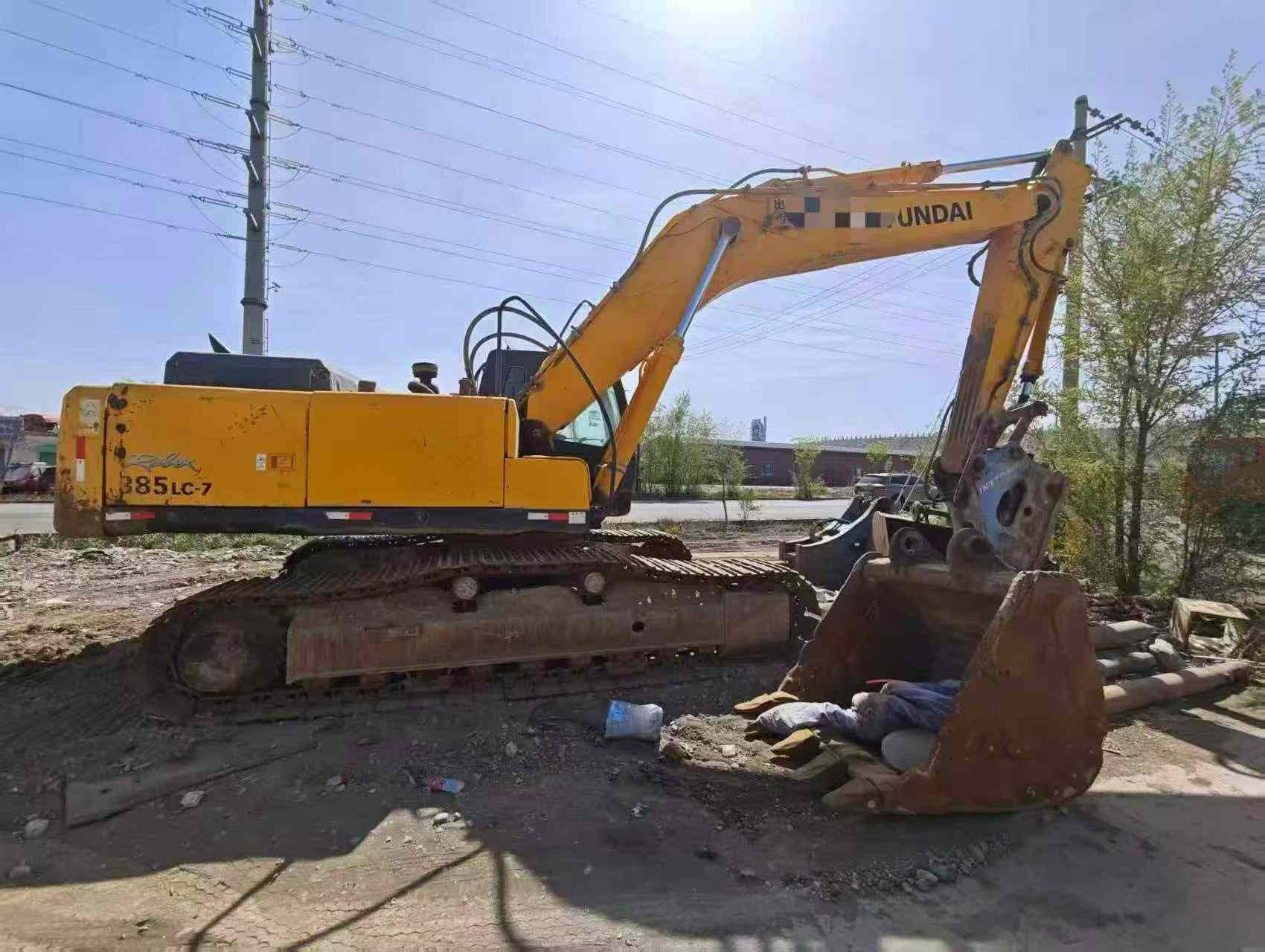 Buy Hyundai R335-7 Used Excavator / 9