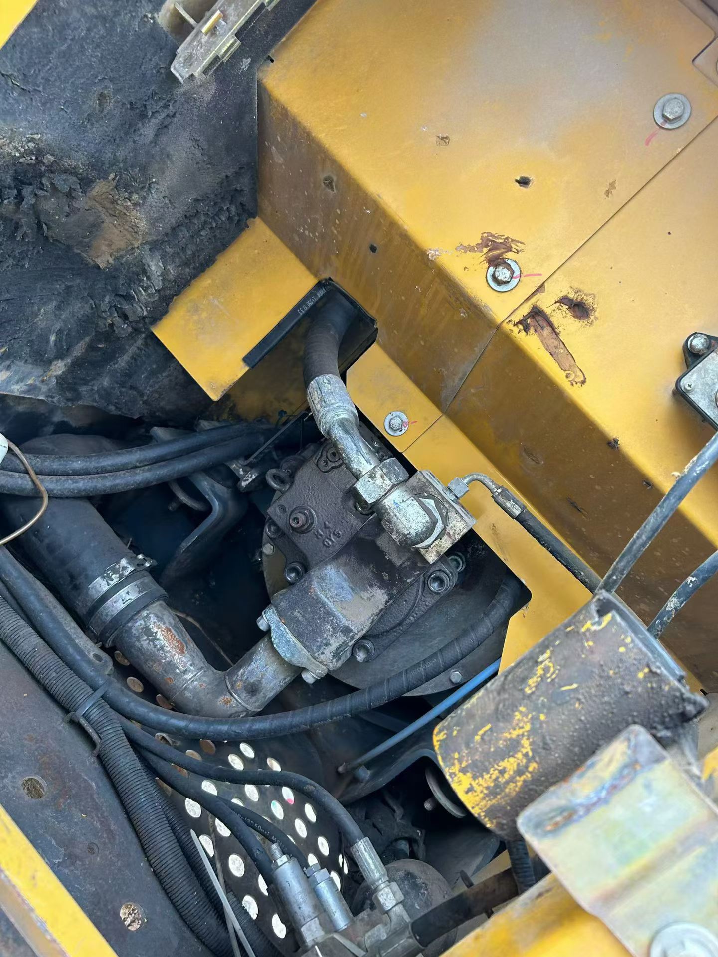 Buy XCMG XE75C Used Excavator / 8