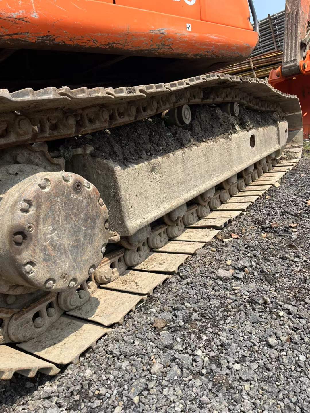 Buy Hitachi ZX200-6 Used Excavator / 4