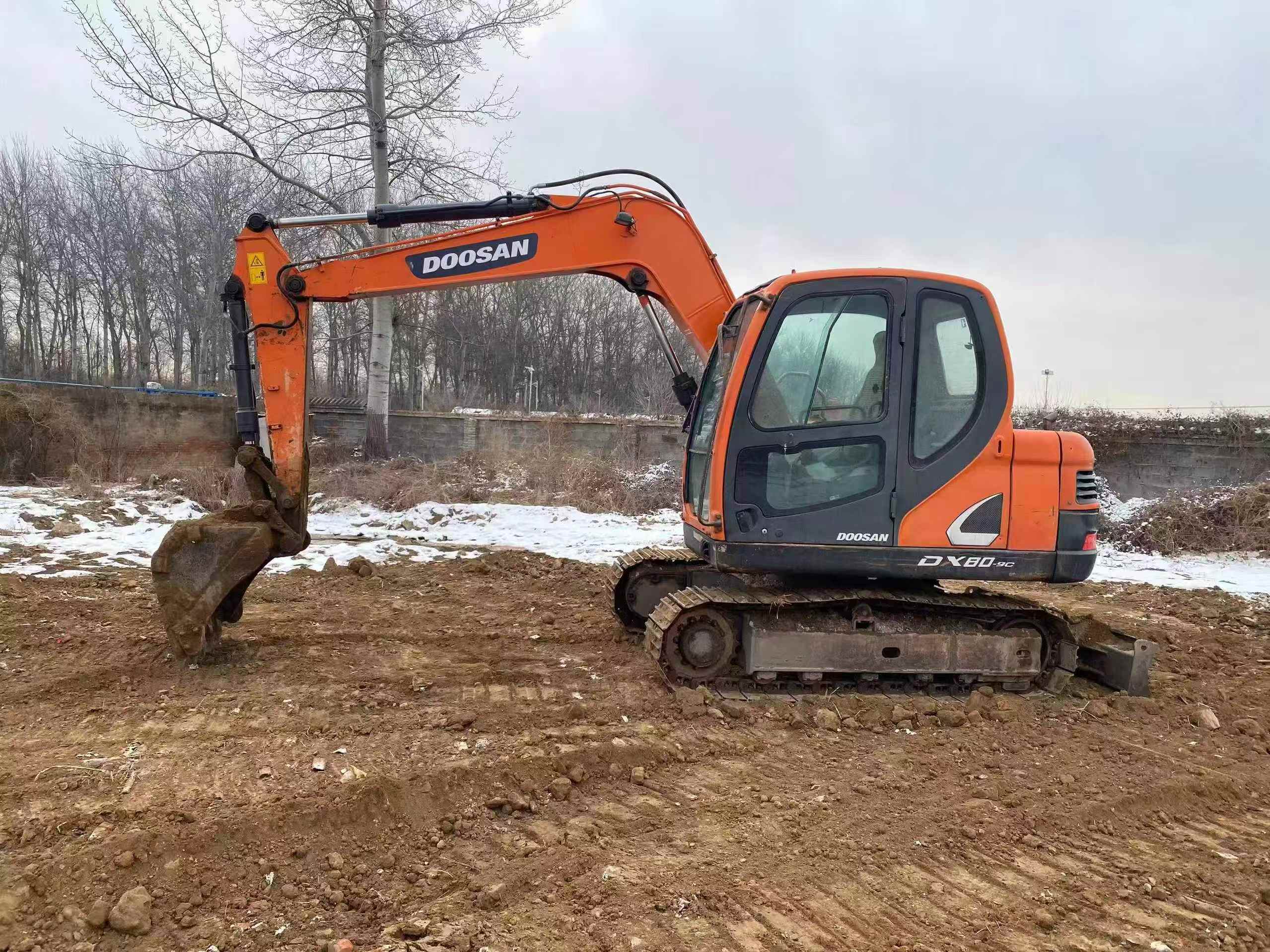 Buy Doosan DX80 Used Excavator / 3