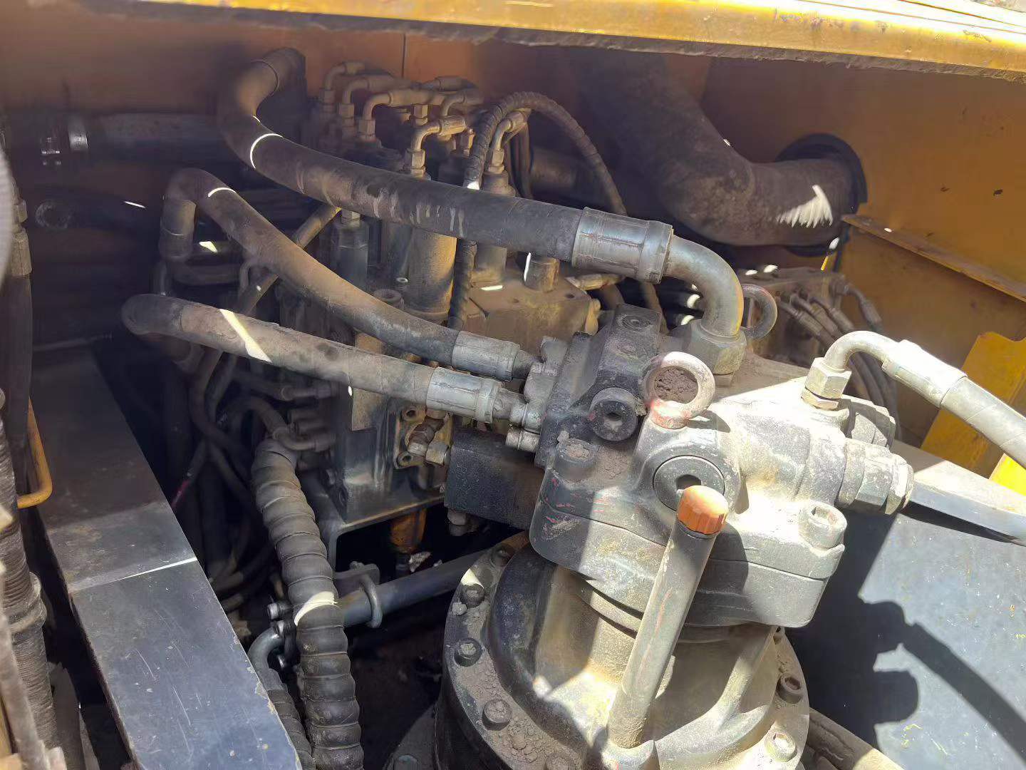 Buy XCMG XE215D Used Excavator / 8