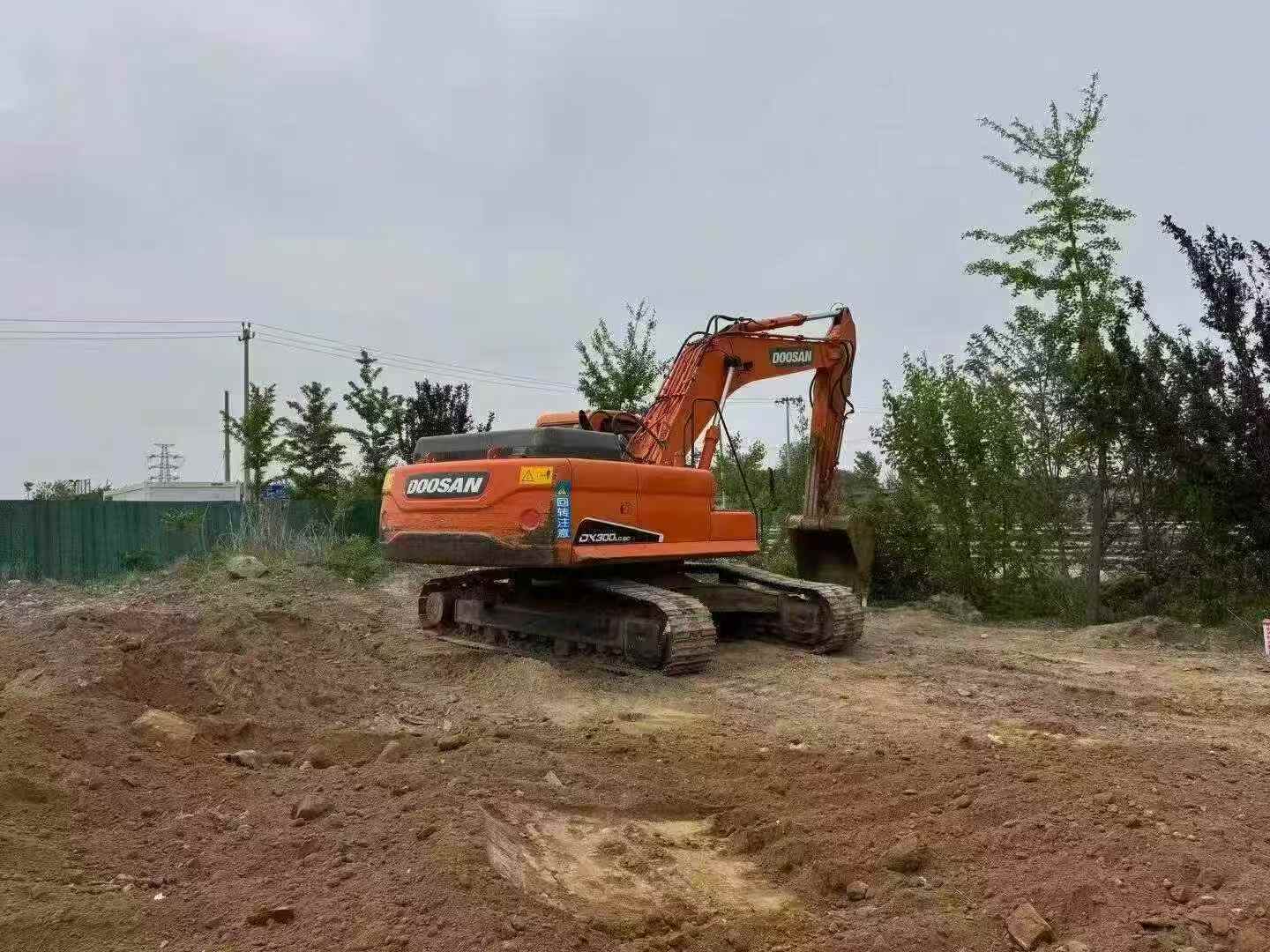 Buy Doosan DX260LC Used Excavator / 4