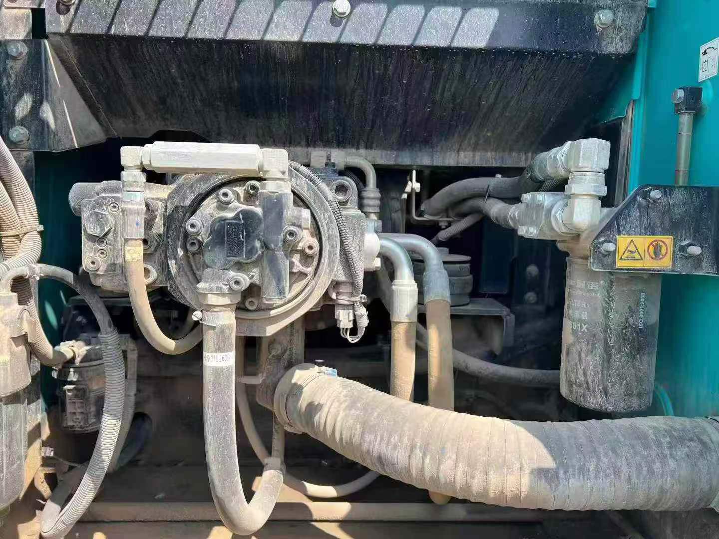 Buy Kobelco SK200-10 Used Excavator / 2
