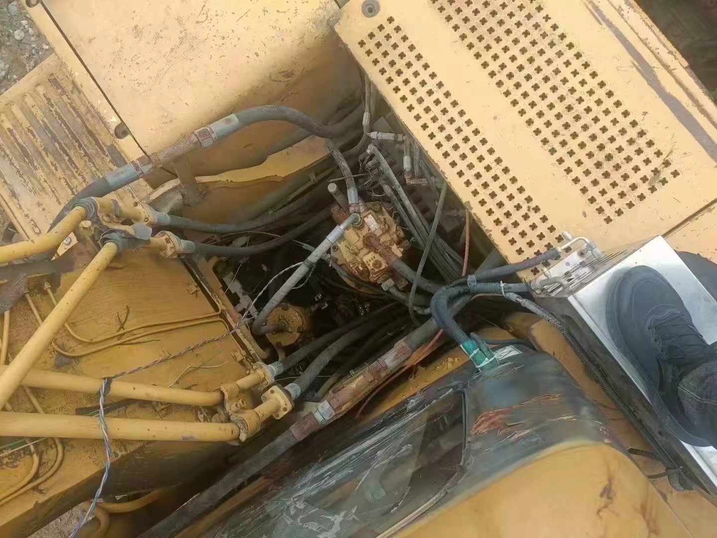 Buy Sany SY205C Used Excavator / 6