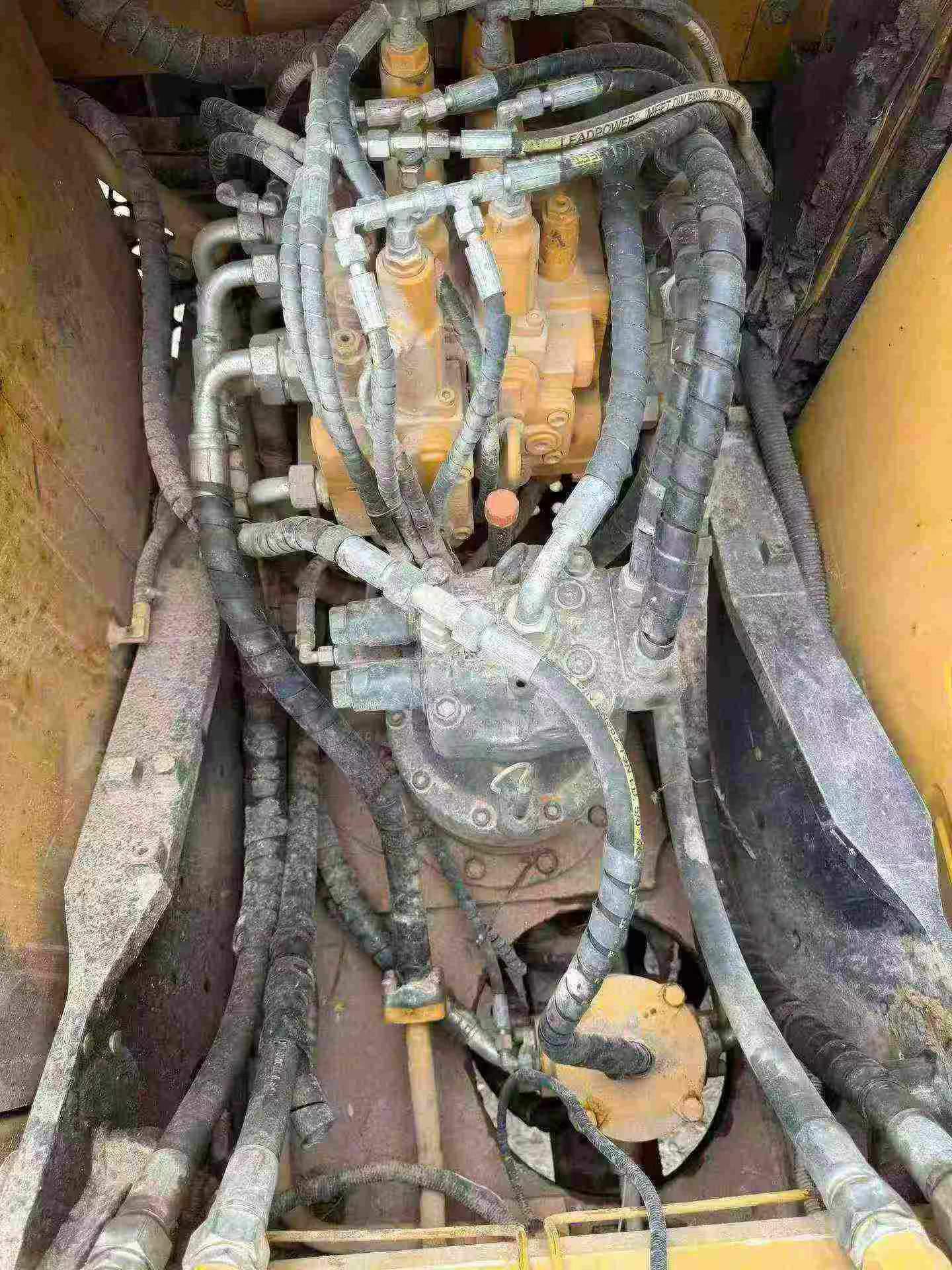 Buy Sany SY125C Used Excavator / 4