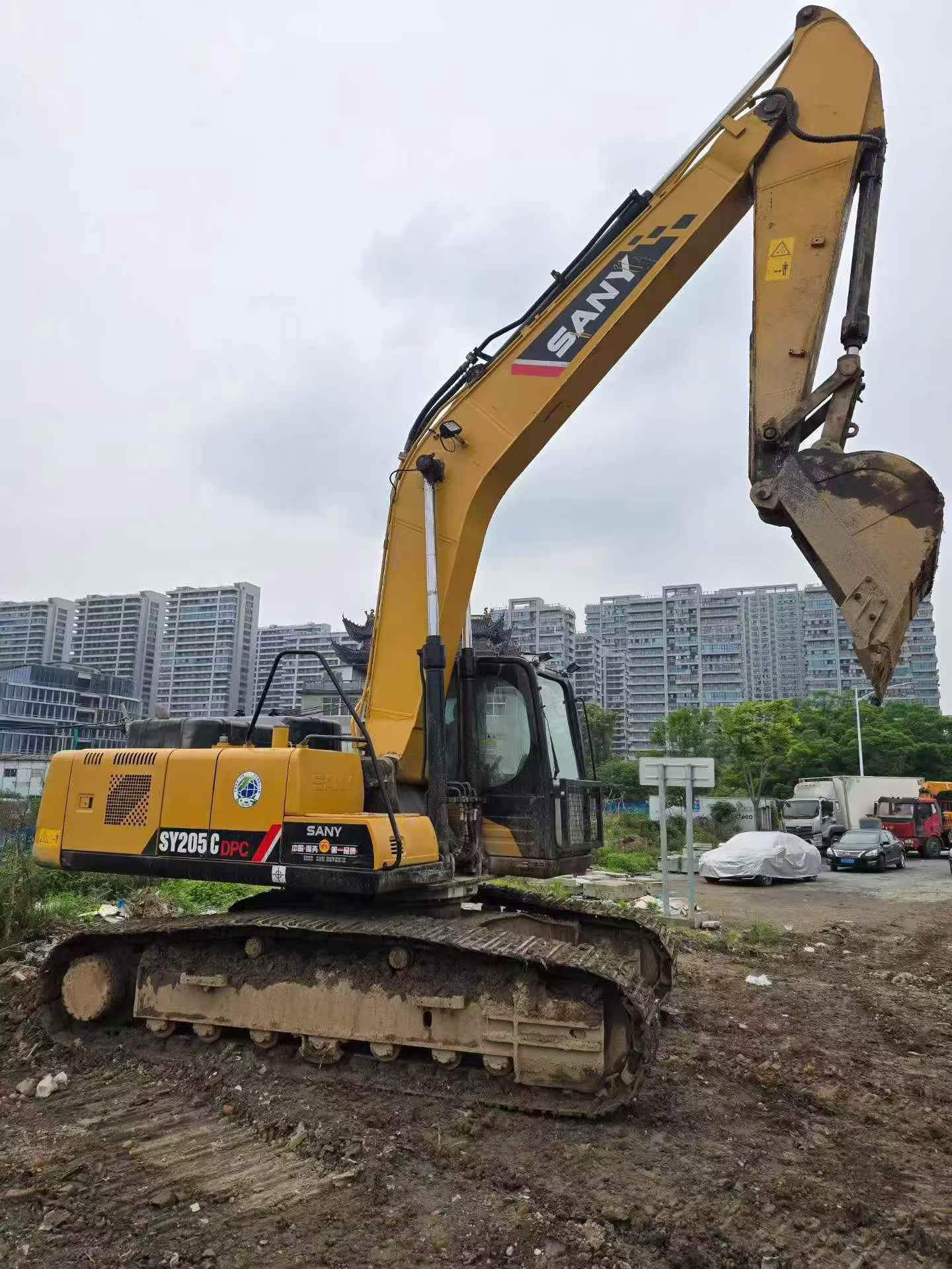 Buy Sany SY205C Used Excavator / 8
