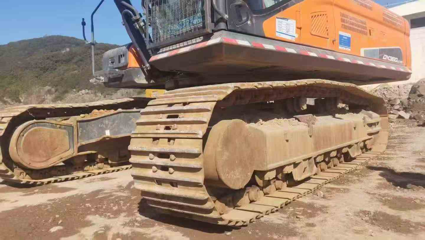 Buy Doosan DH360-V Used Excavator / 5