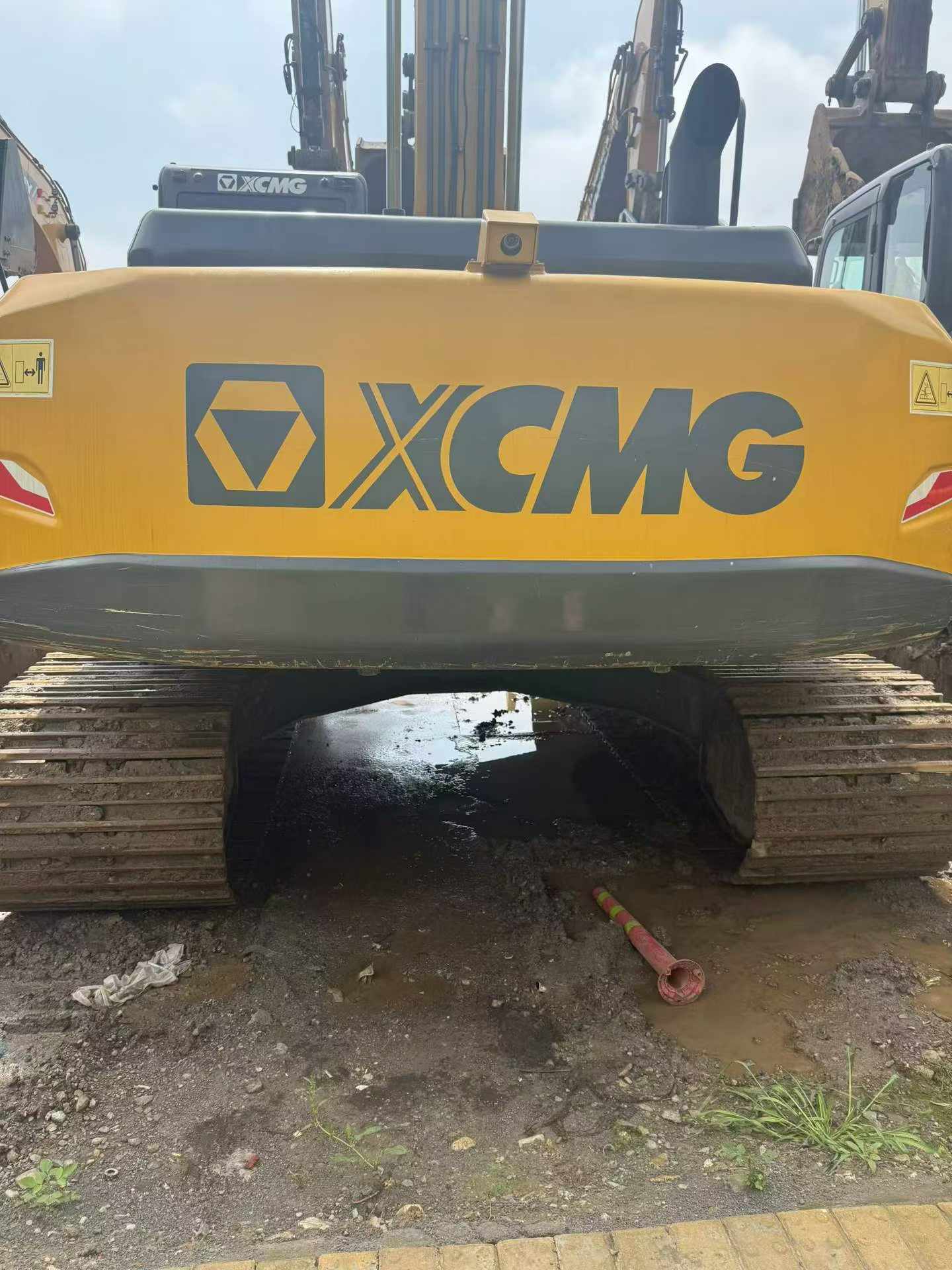Buy XCMG XE245DK Used Excavator / 9