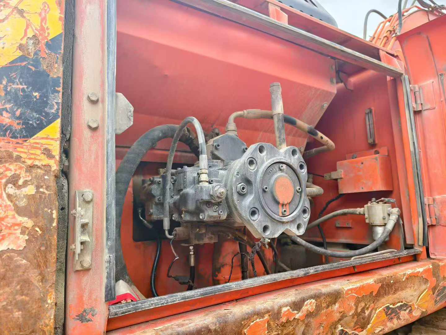Buy Doosan DH225-9 Used Excavator / 9