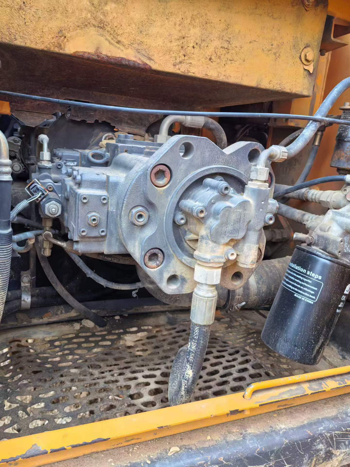 Buy Sany SY205C Used Excavator / 2