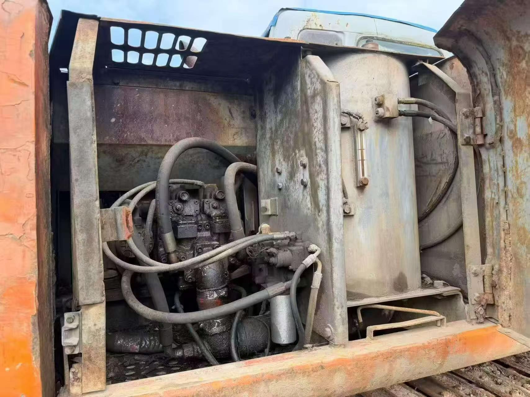 Buy Hitachi EX120-5 Used Excavator / 5