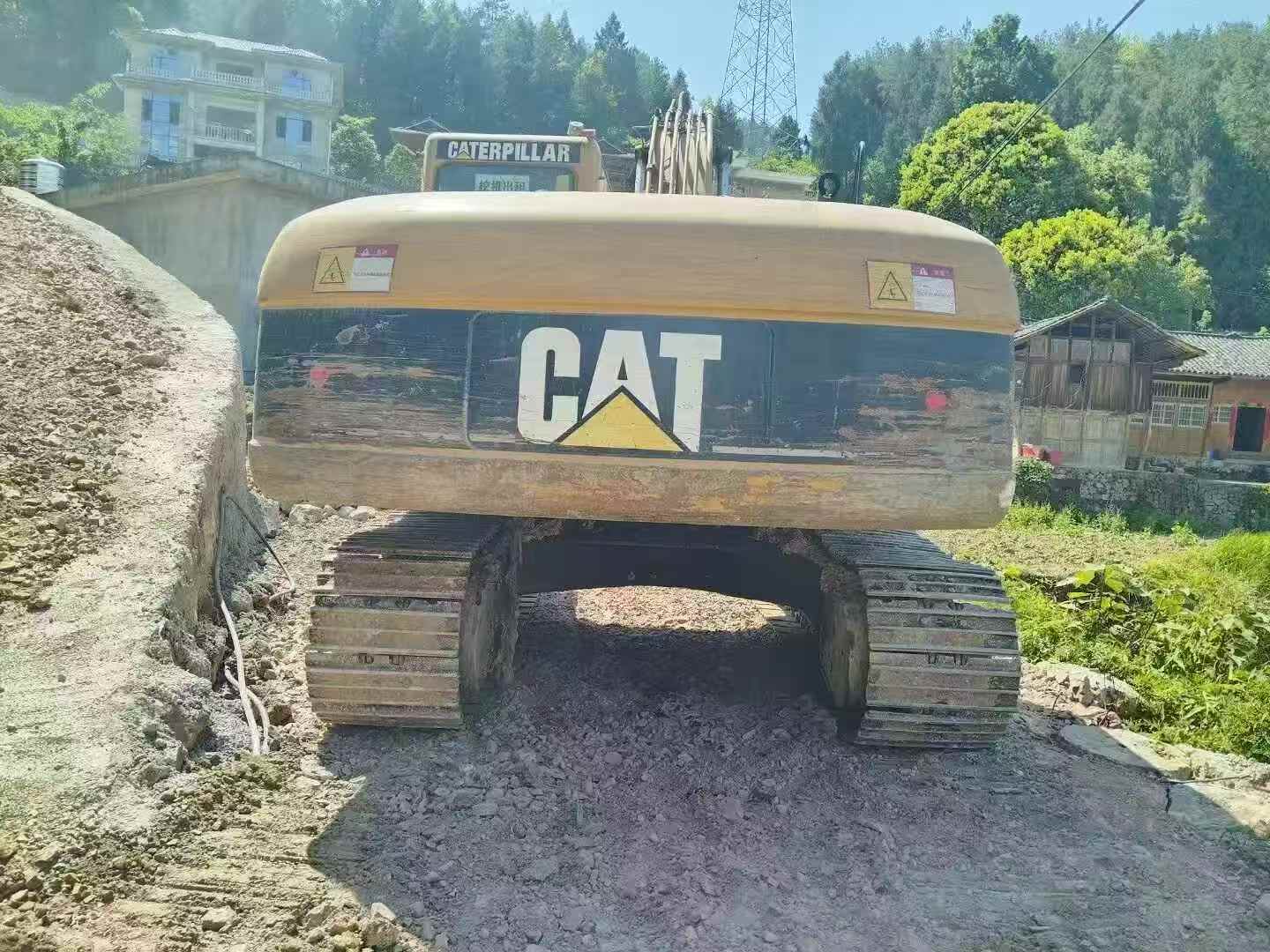 Buy Caterpillar 320C Used Excavator / 2