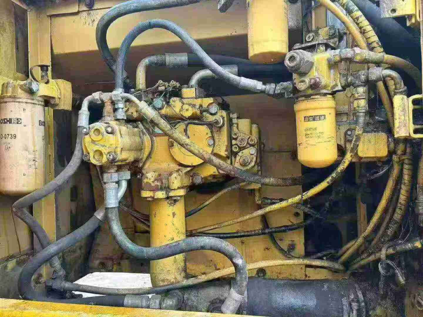 Buy Caterpillar 325C Used Excavator / 6