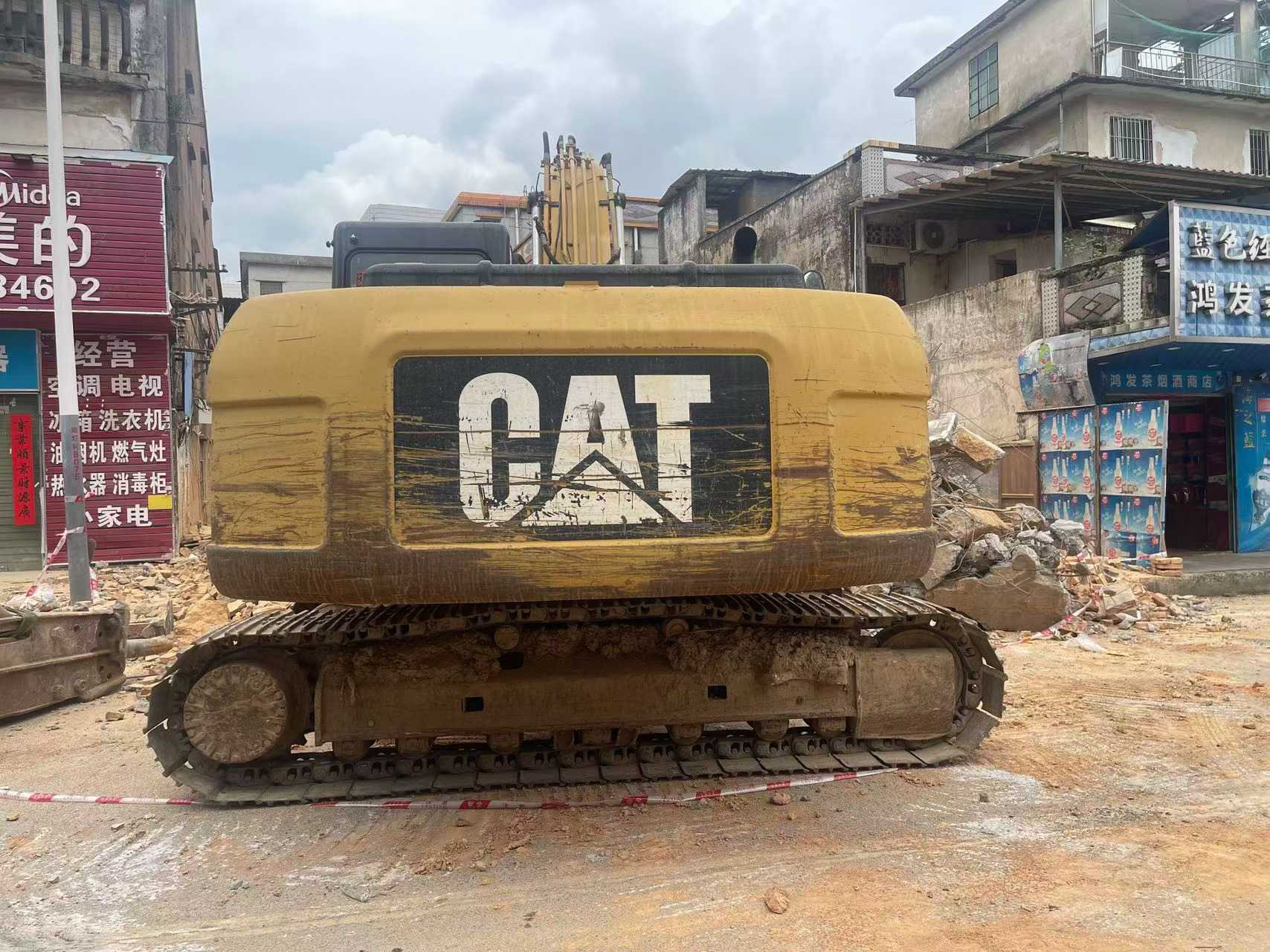 Buy Caterpillar 320D Used Excavator / 3