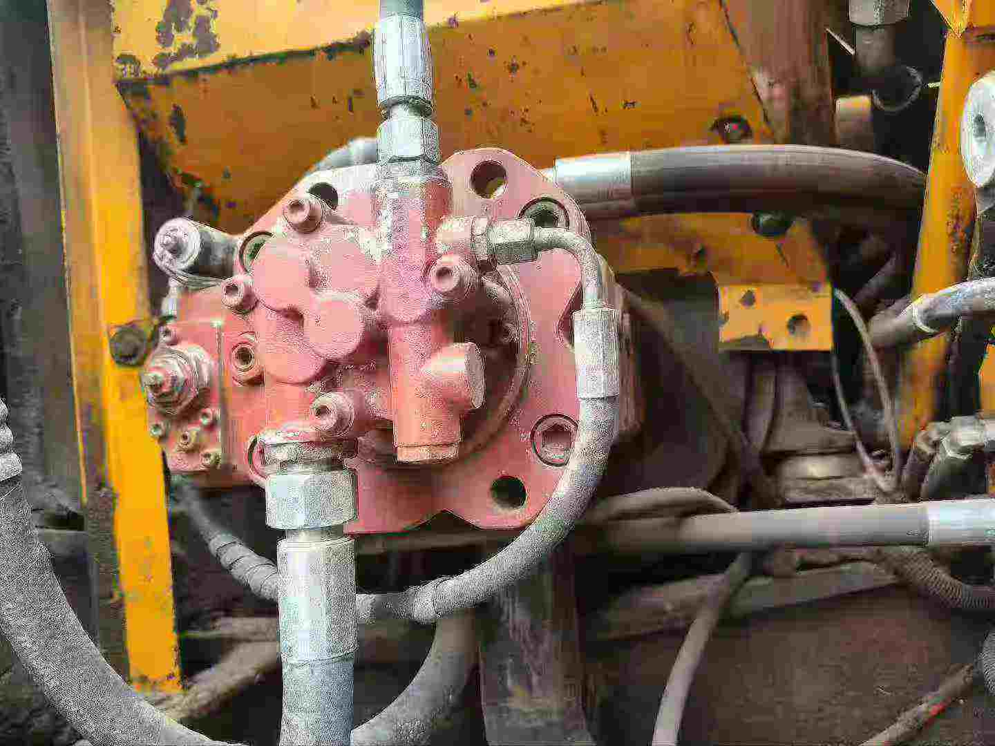 Buy Sany SY135 Used Excavator / 4