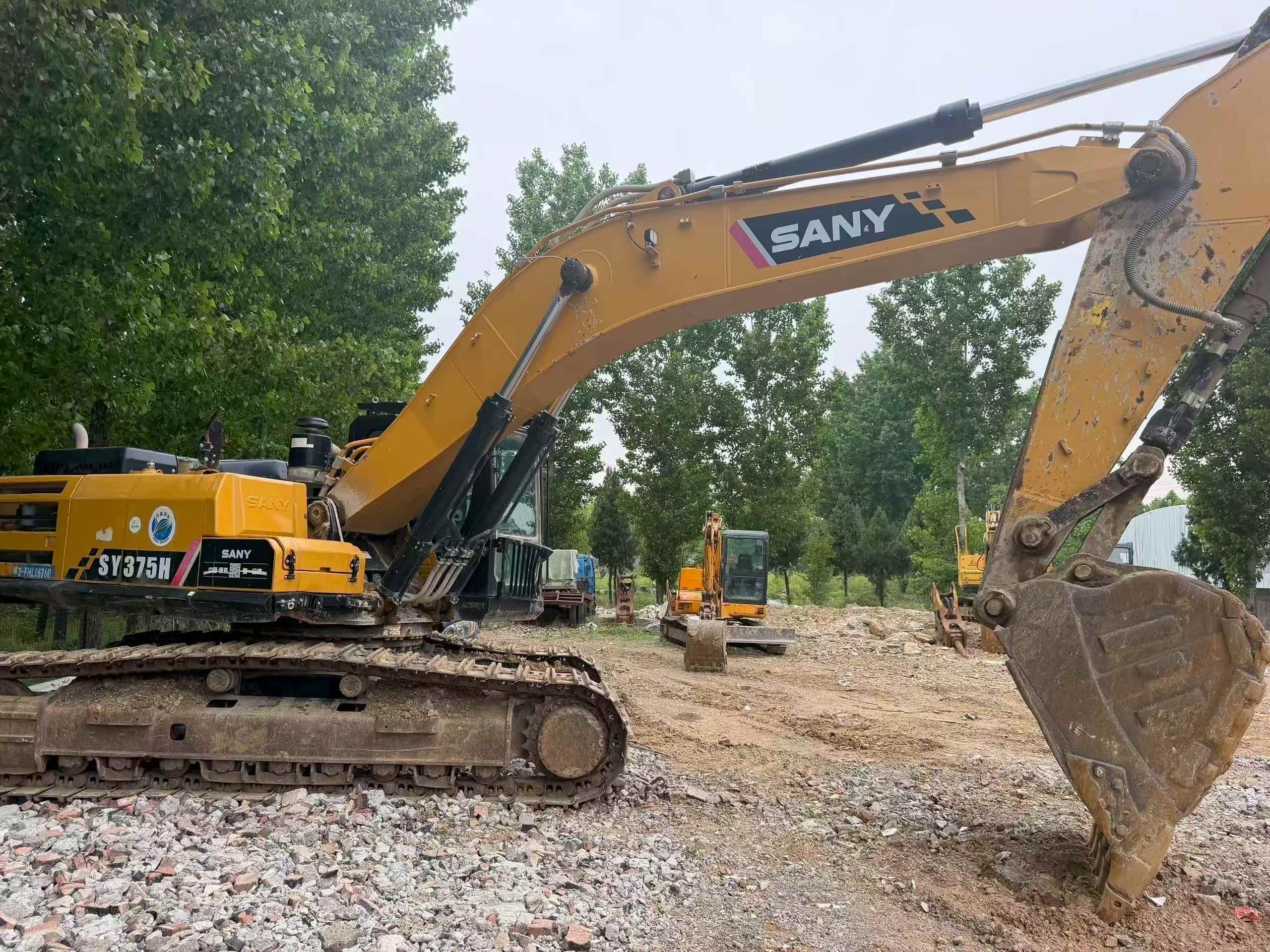 Buy Sany SY375H Used Excavator / 2